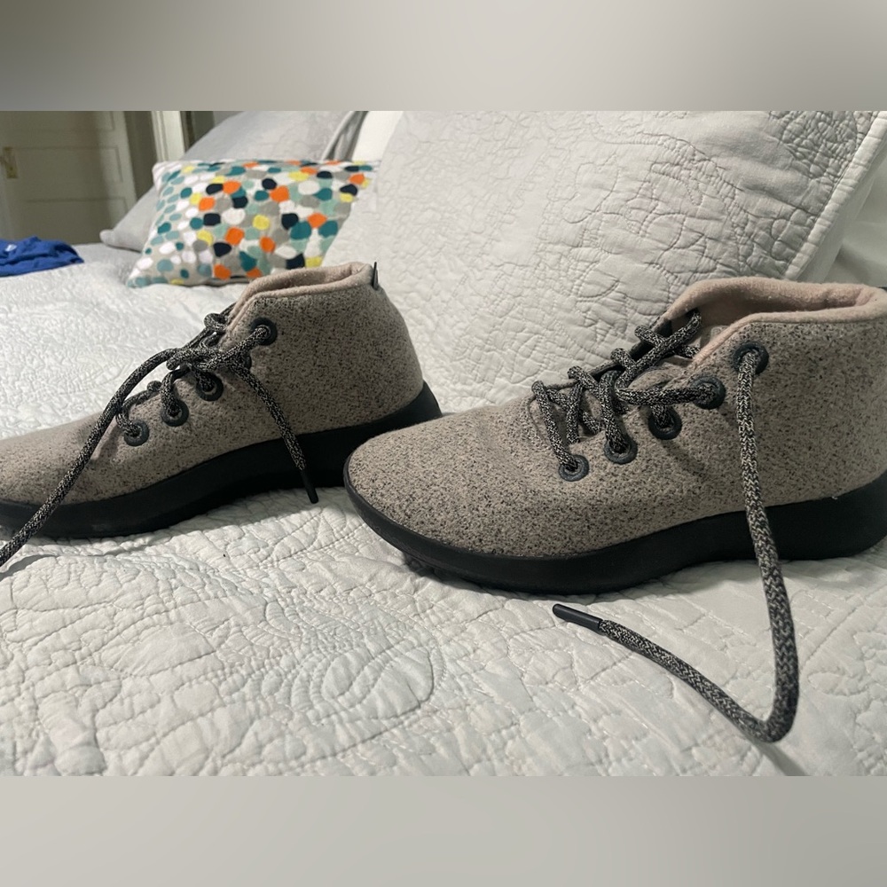 Allbirds wool runner shoes women size 9